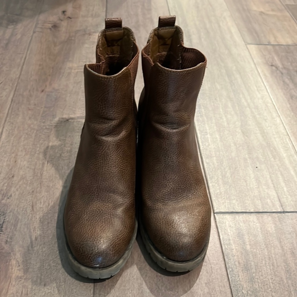 Mia Shoes Mia Jody Women's Chelsea Boots